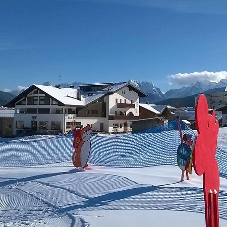 Hotel D'La Varda Di Topran D'Agata Paolo &C Sas Padola Dış mekan fotoğraf