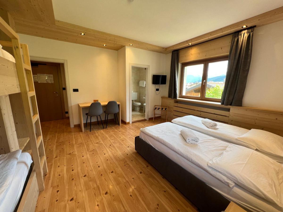 Hotel D'La Varda Di Topran D'Agata Paolo &C Sas Padola Dış mekan fotoğraf