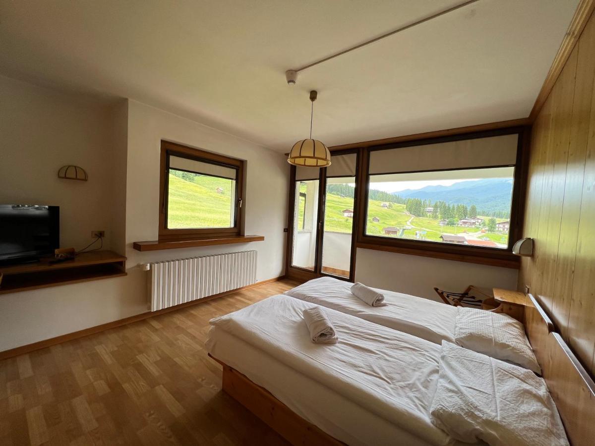 Hotel D'La Varda Di Topran D'Agata Paolo &C Sas Padola Dış mekan fotoğraf