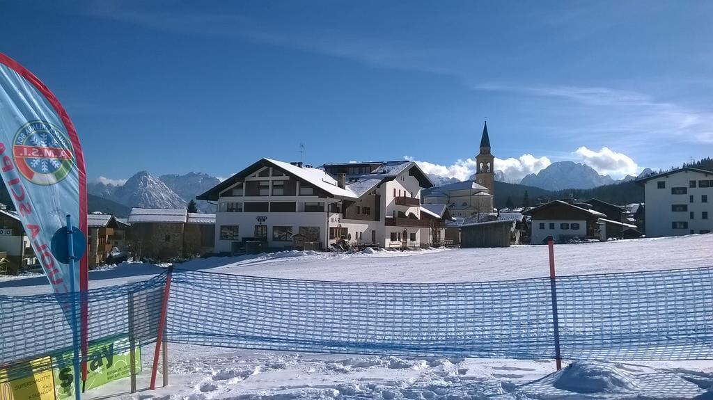Hotel D'La Varda Di Topran D'Agata Paolo &C Sas Padola Dış mekan fotoğraf