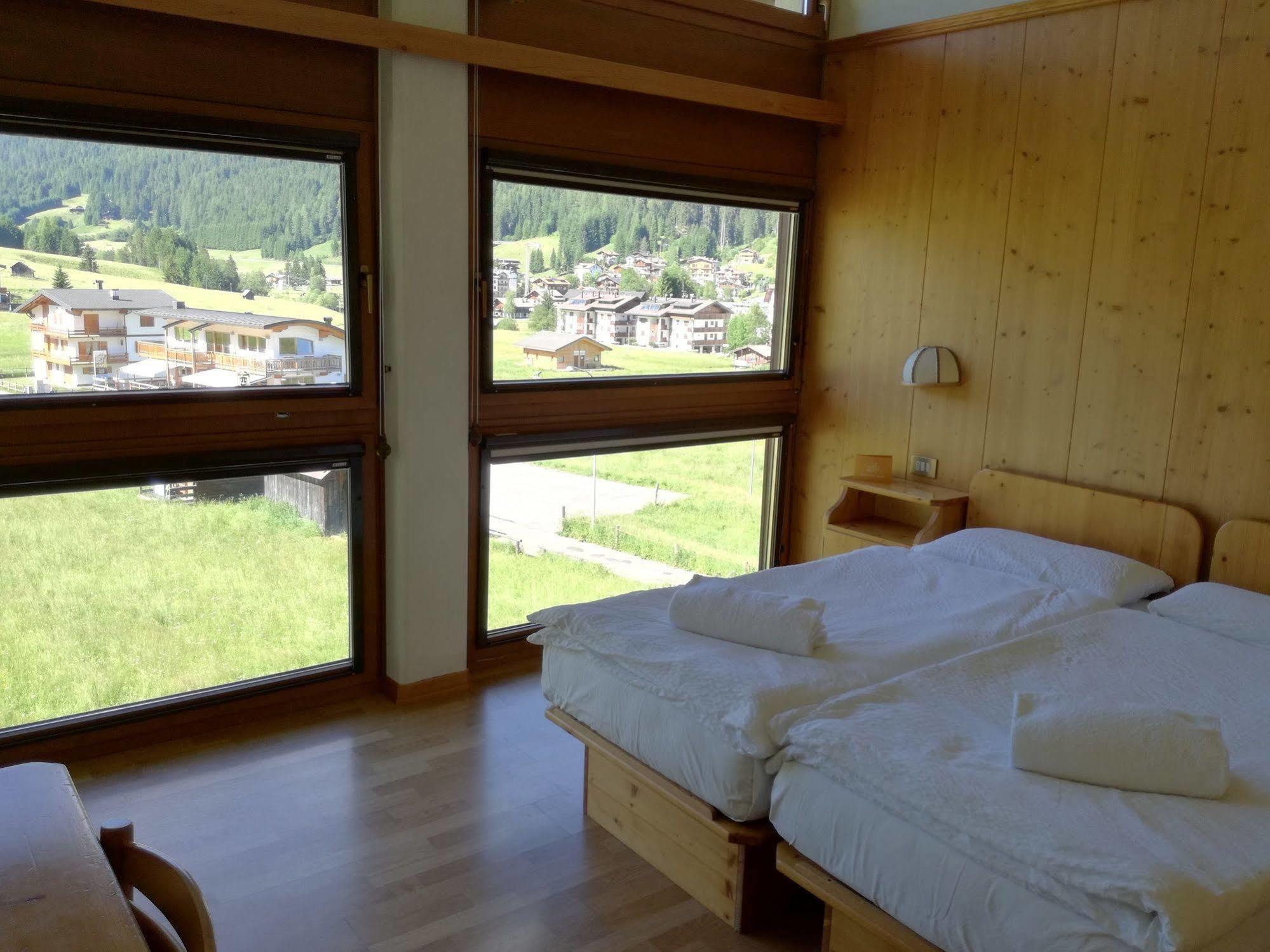 Hotel D'La Varda Di Topran D'Agata Paolo &C Sas Padola Dış mekan fotoğraf
