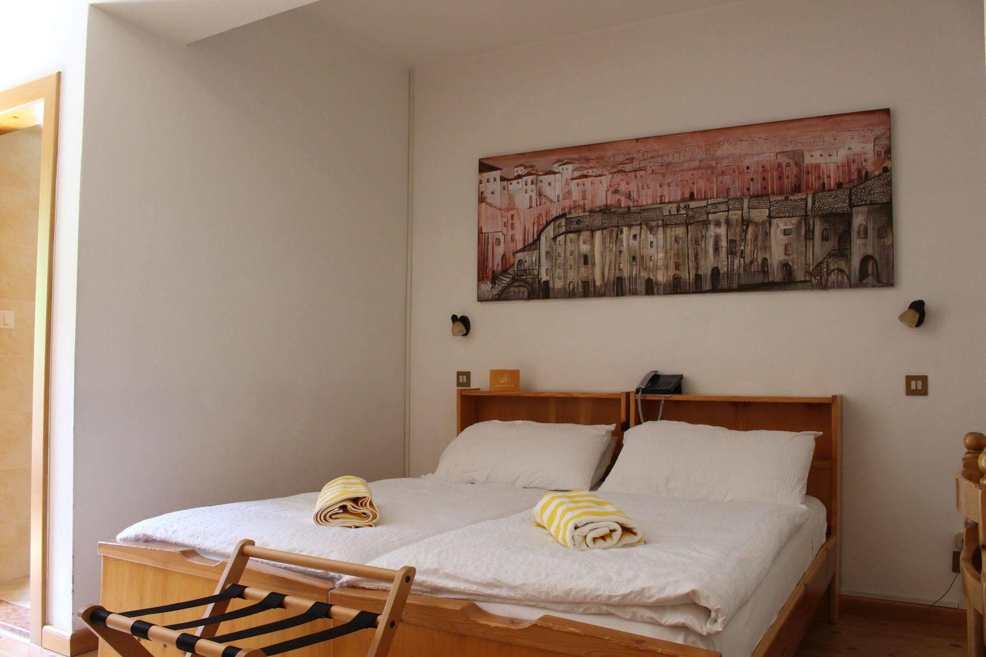 Hotel D'La Varda Di Topran D'Agata Paolo &C Sas Padola Dış mekan fotoğraf