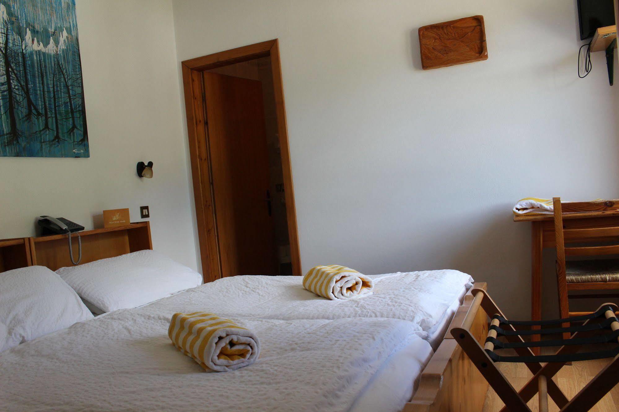 Hotel D'La Varda Di Topran D'Agata Paolo &C Sas Padola Dış mekan fotoğraf